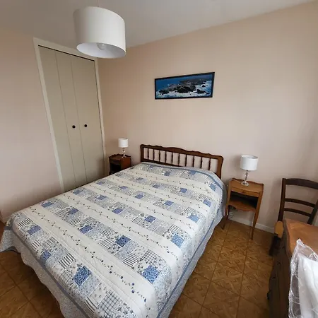 T2 Avec Loggia, Parking, A 300m De La - Fr-1-92-898 아파트 *